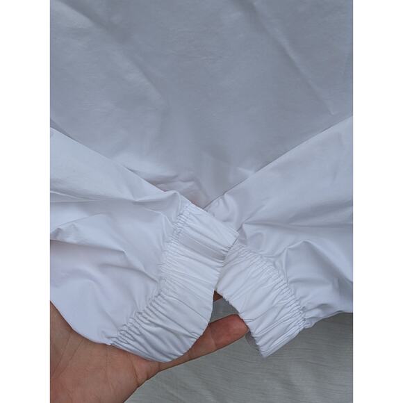 Nike Sportswear Women's Essential Woven Repel Jacket M White Oversized Hoodie - Picture 6 of 7